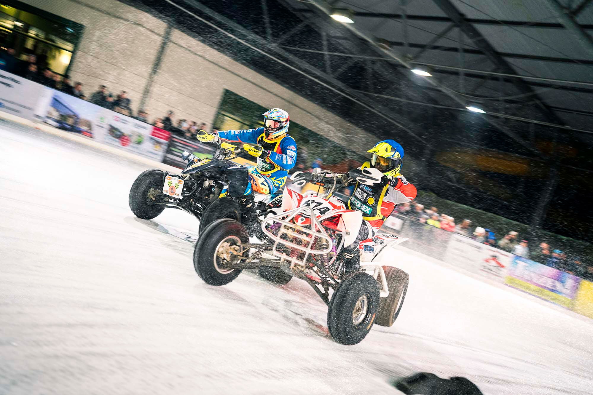 Motorsportfotograf bei Drift on Ice in Freital